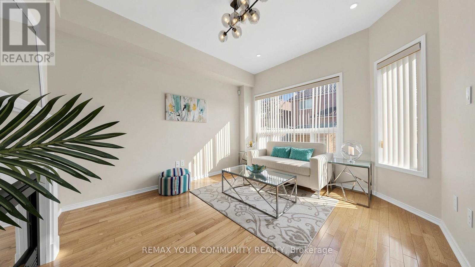 15 Catherina Street, Markham, Ontario  L6C 2L6 - Photo 13 - N12820152