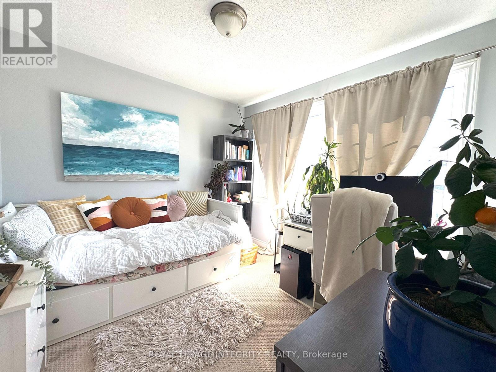 325 Meadowbreeze Drive, Ottawa, Ontario  K2M 0J7 - Photo 17 - X12933548