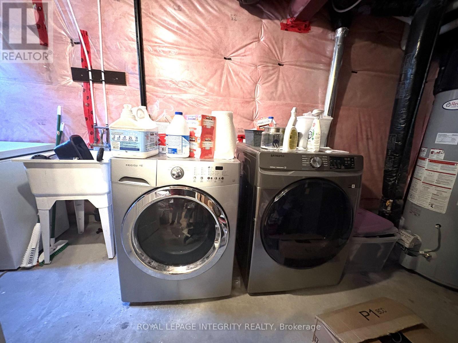 325 Meadowbreeze Drive, Ottawa, Ontario  K2M 0J7 - Photo 22 - X12933548