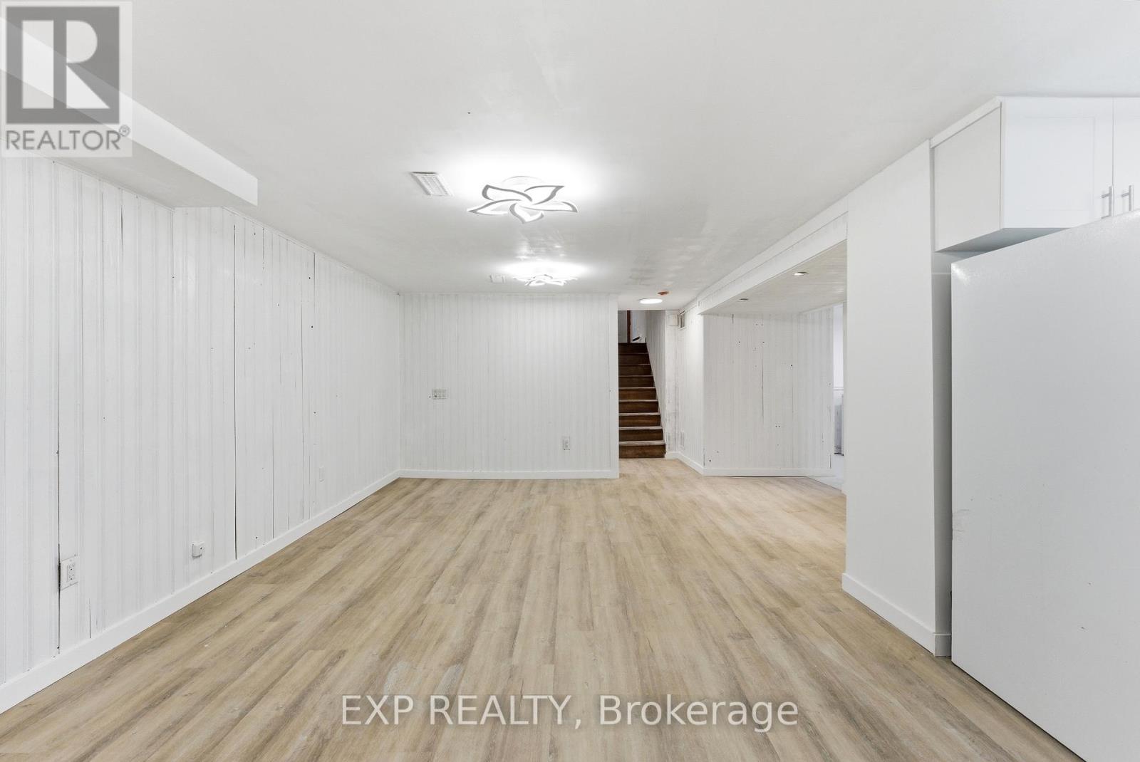 696 Whites Road, Quinte West, Ontario  K8V 5P8 - Photo 23 - X12930222