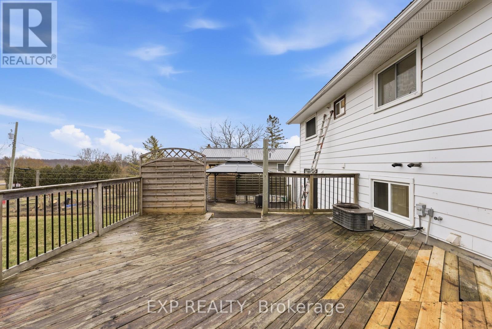 696 Whites Road, Quinte West, Ontario  K8V 5P8 - Photo 36 - X12930222