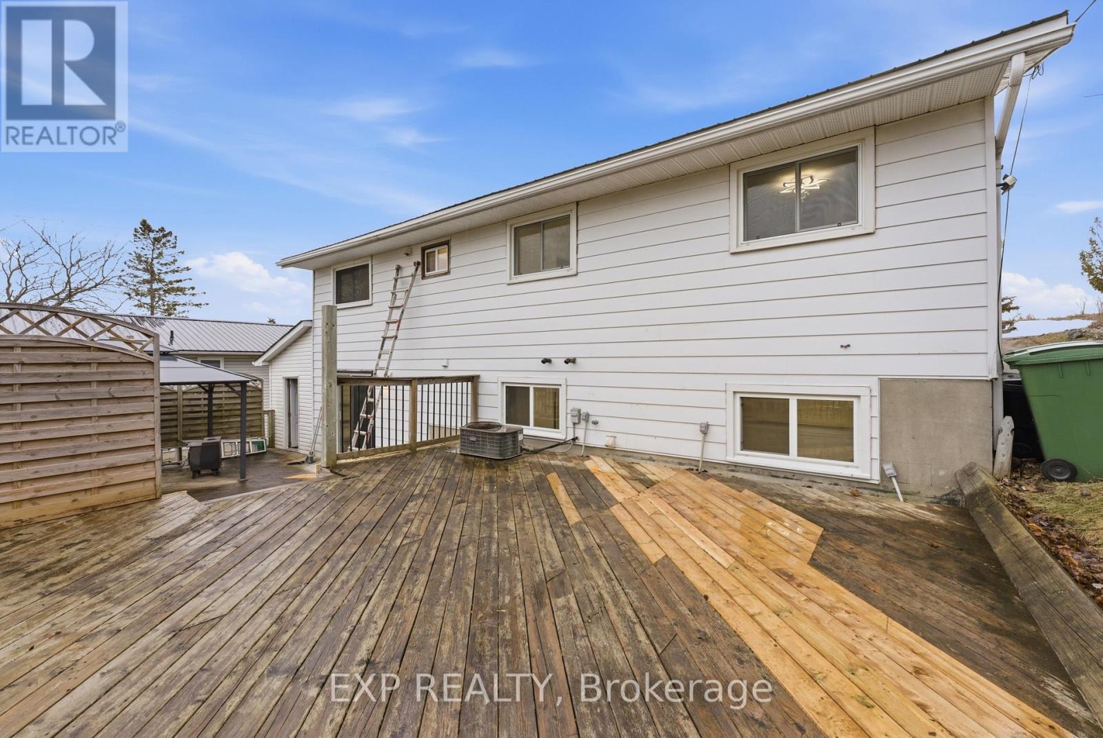 696 Whites Road, Quinte West, Ontario  K8V 5P8 - Photo 37 - X12930222