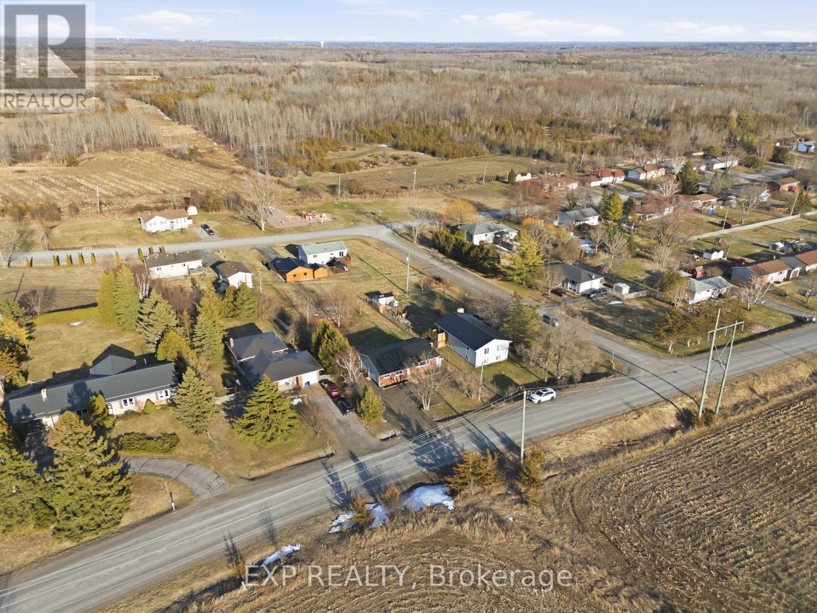 696 Whites Road, Quinte West, Ontario  K8V 5P8 - Photo 38 - X12930222