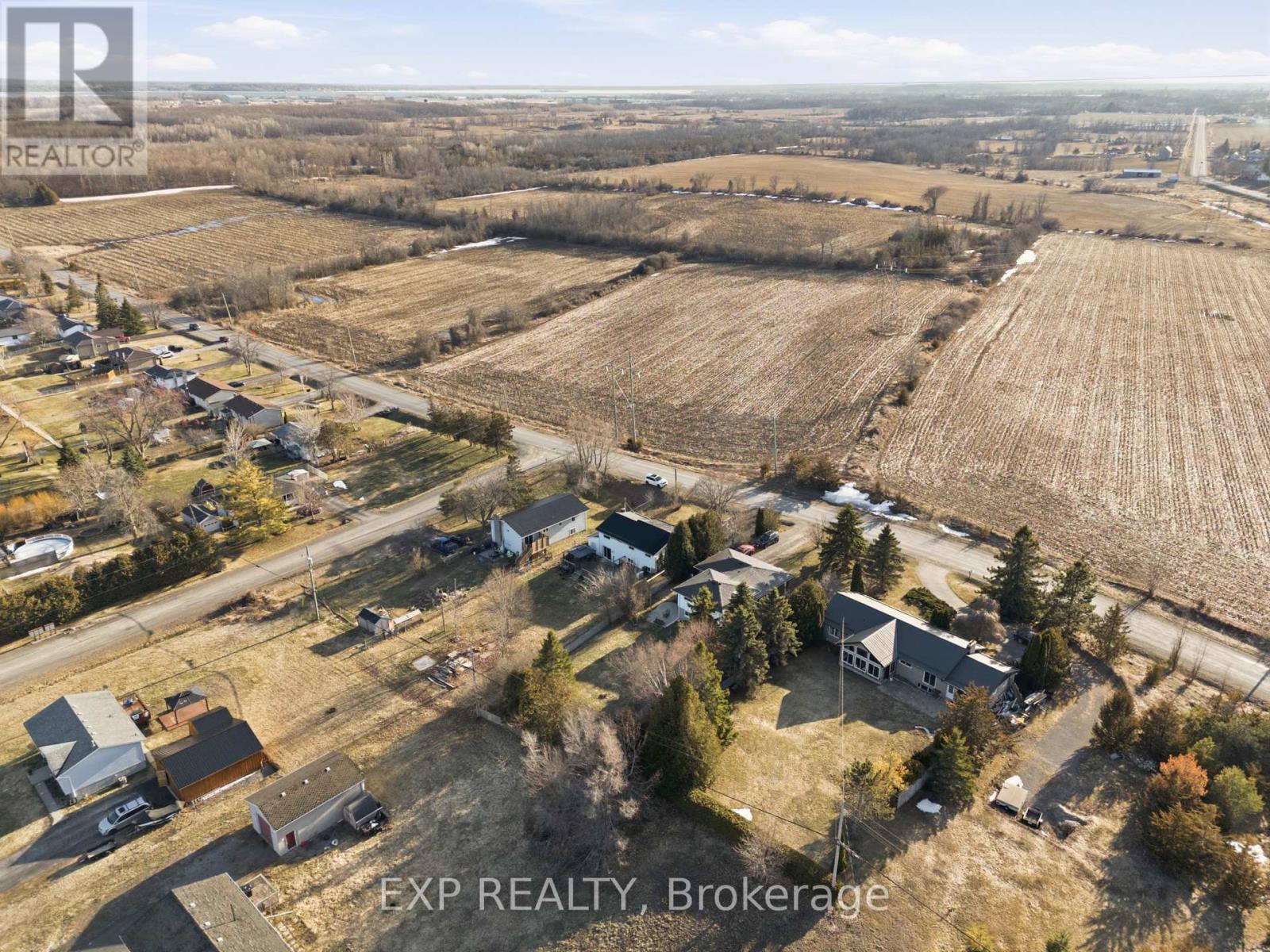 696 Whites Road, Quinte West, Ontario  K8V 5P8 - Photo 43 - X12930222