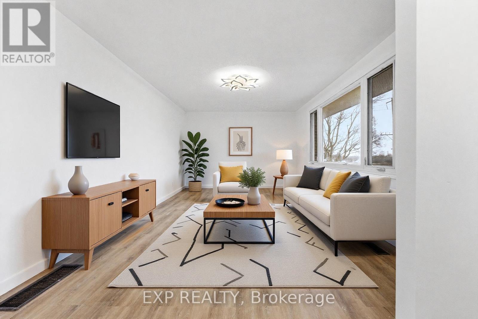 696 Whites Road, Quinte West, Ontario  K8V 5P8 - Photo 5 - X12930222