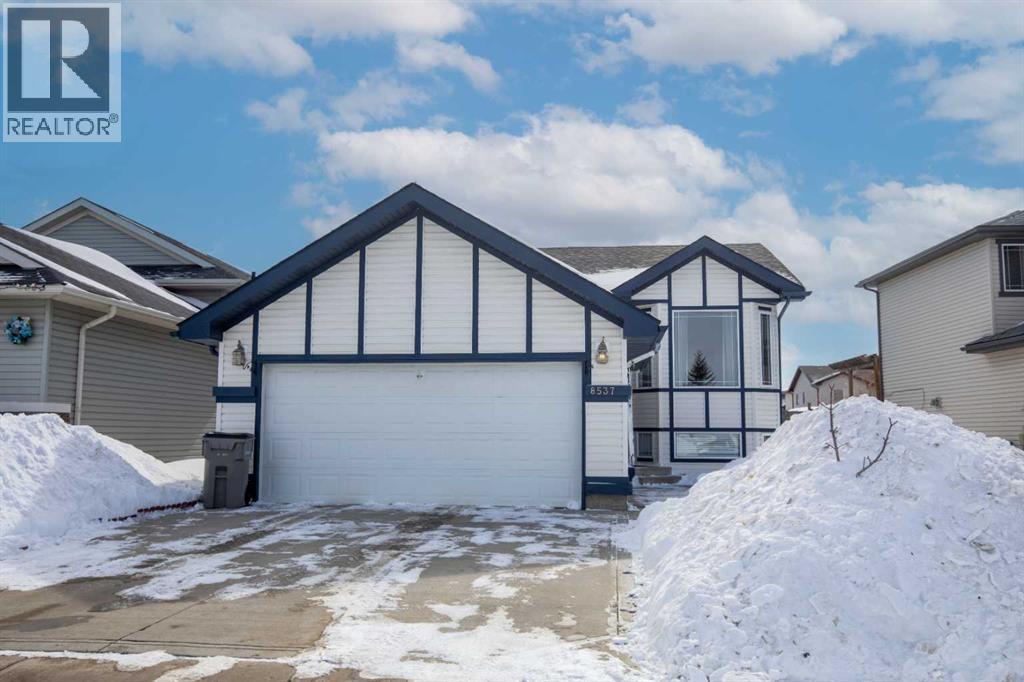 8537 102a Avenue, Grande Prairie, Alberta  T8X 0B5 - Photo 1 - A2296684