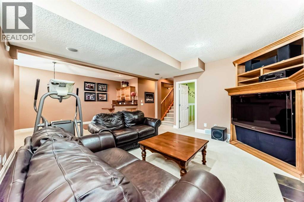 33 Evergreen Common Sw, Calgary, Alberta  T2Y 4N8 - Photo 32 - A2296215