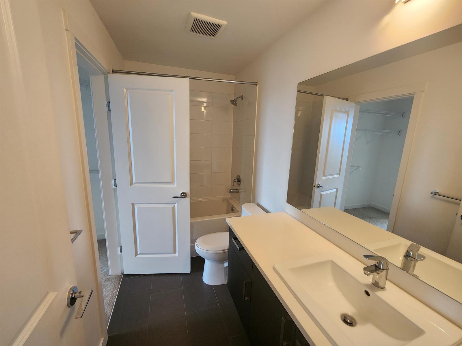 514 15825 85 Avenue, Surrey, British Columbia  V4N 6W9 - Photo 9 - R3064747