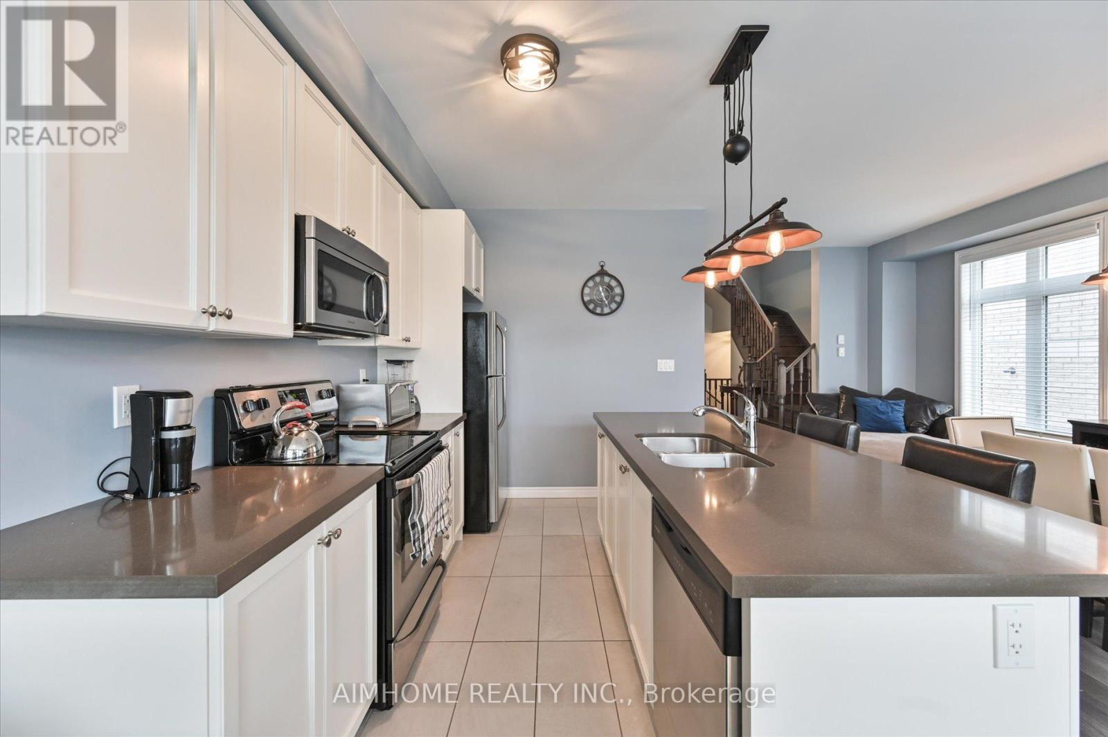 52 Vedette Way, Vaughan, Ontario  L4H 4K2 - Photo 12 - N12933562