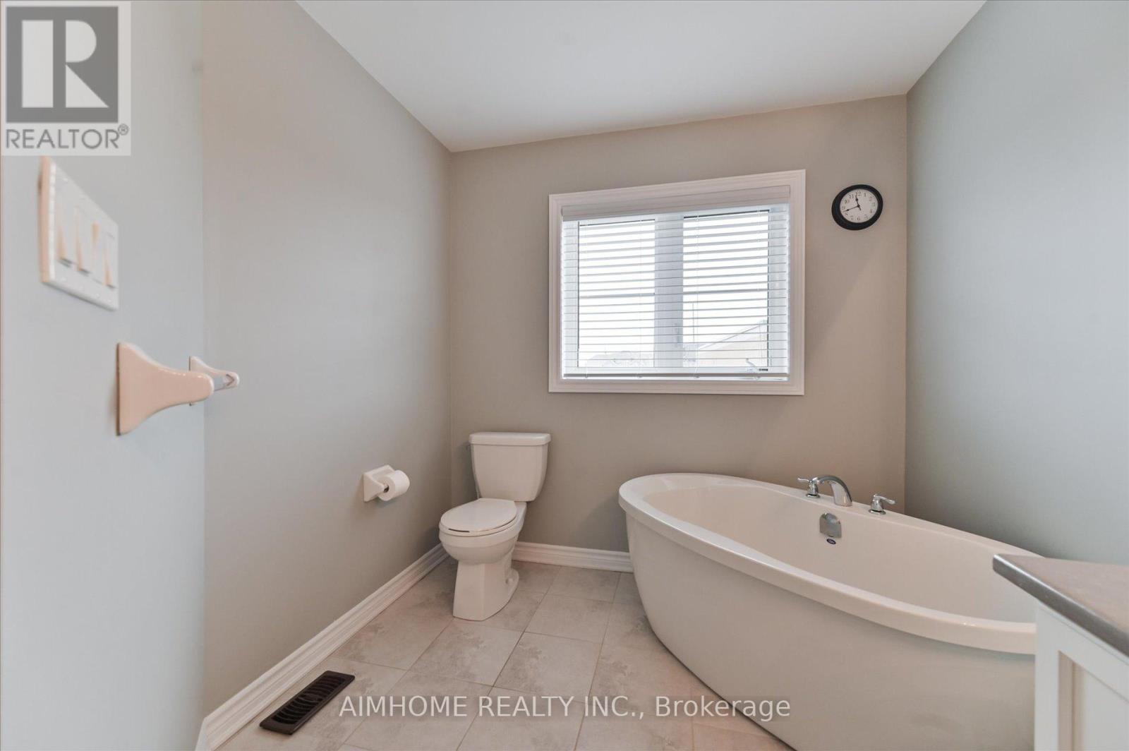 52 Vedette Way, Vaughan, Ontario  L4H 4K2 - Photo 28 - N12933562