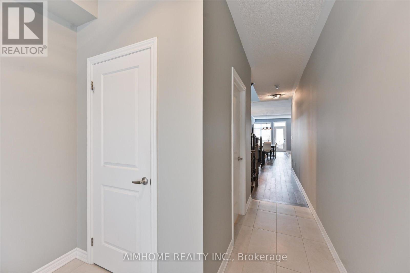 52 Vedette Way, Vaughan, Ontario  L4H 4K2 - Photo 3 - N12933562