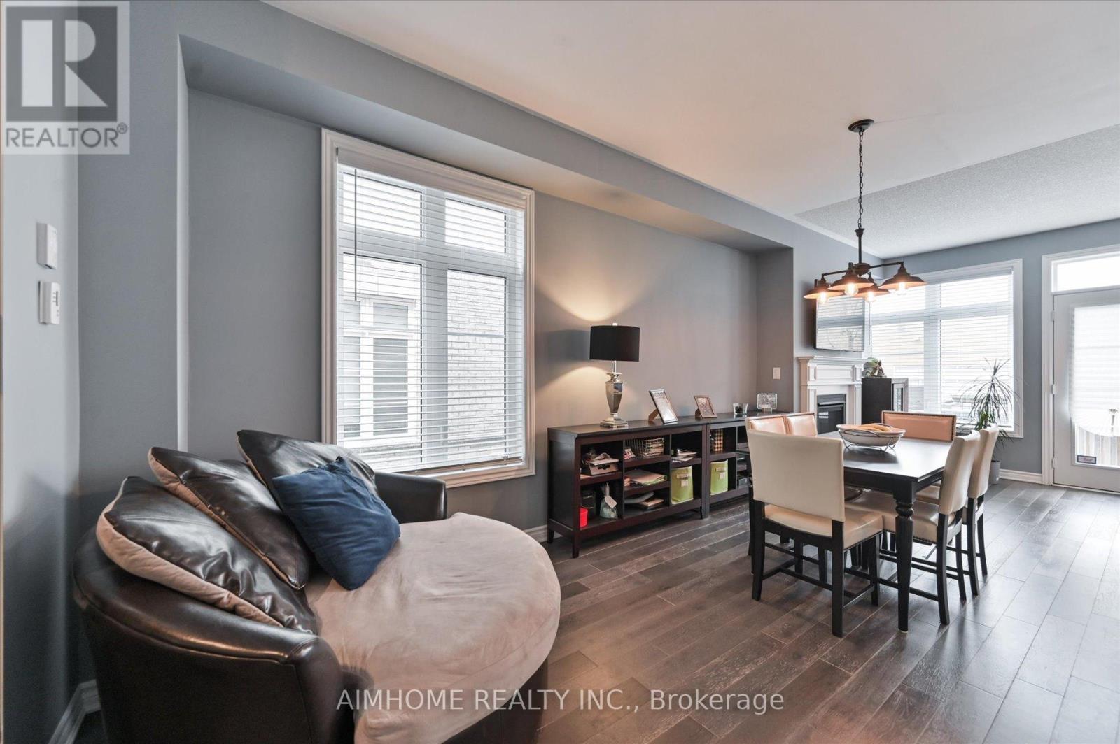 52 Vedette Way, Vaughan, Ontario  L4H 4K2 - Photo 6 - N12933562