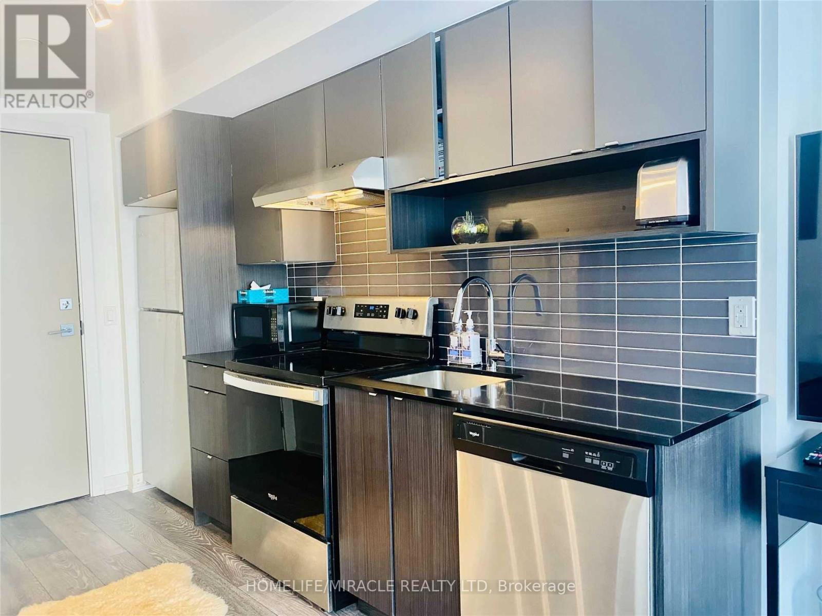 B122 - 1119 Cooke Boulevard, Burlington, Ontario  L7T 0C7 - Photo 10 - W12933564