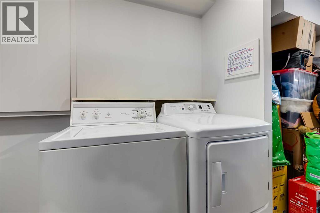 6 West Aarsby Road, Cochrane, Alberta  T4C 1M4 - Photo 19 - A2297276