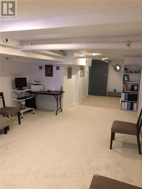 3c - 77 Lakeshore Road W, Oakville, Ontario  L6K 1C9 - Photo 19 - W12933190