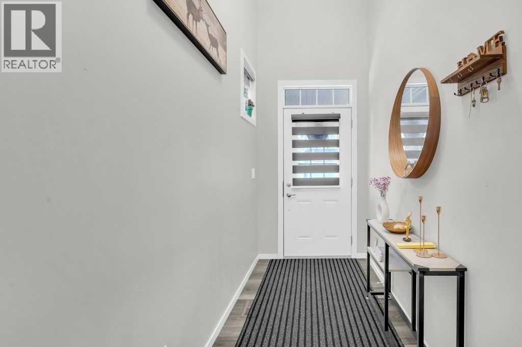 749 Windrow Manor SW, Airdrie, Alberta  T4B 5H6 - Photo 4 - A2262410