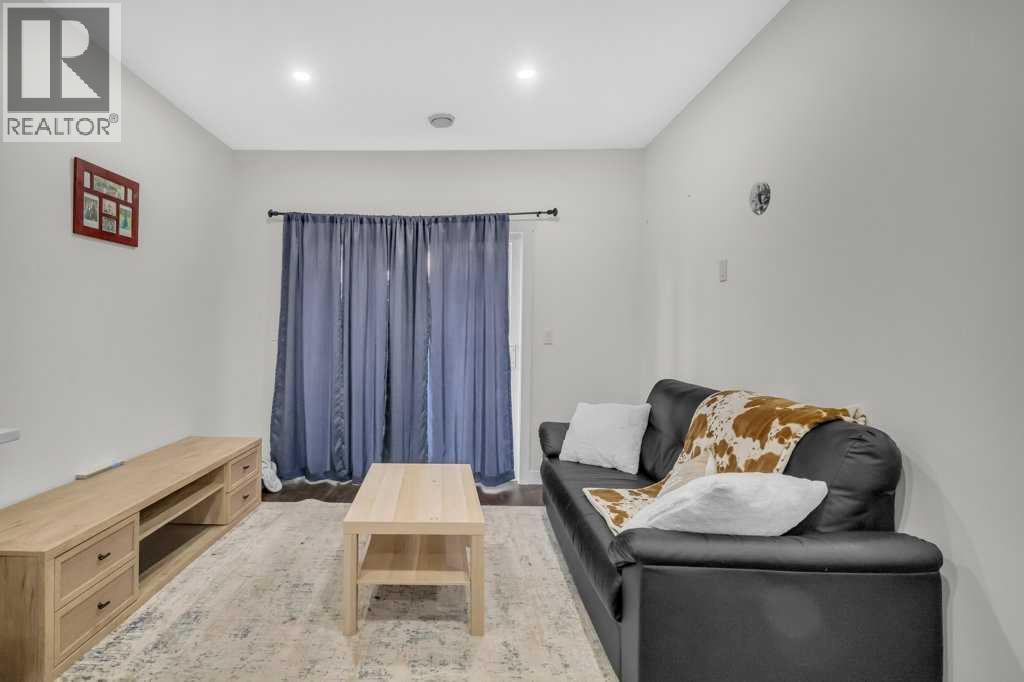 749 Windrow Manor SW, Airdrie, Alberta  T4B 5H6 - Photo 35 - A2262410