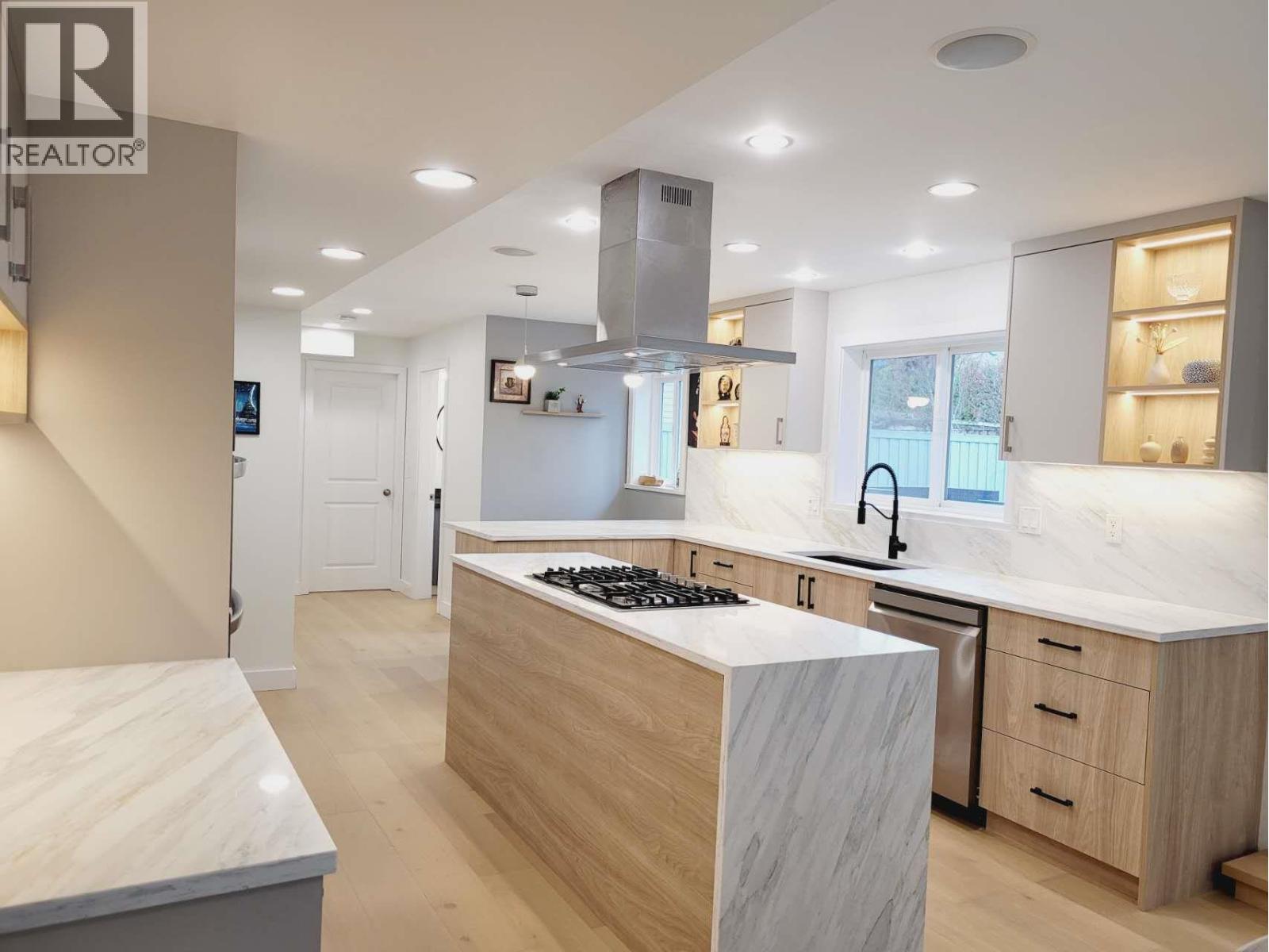 971 51a Street, Delta, British Columbia  V4M 2X9 - Photo 6 - R3091347