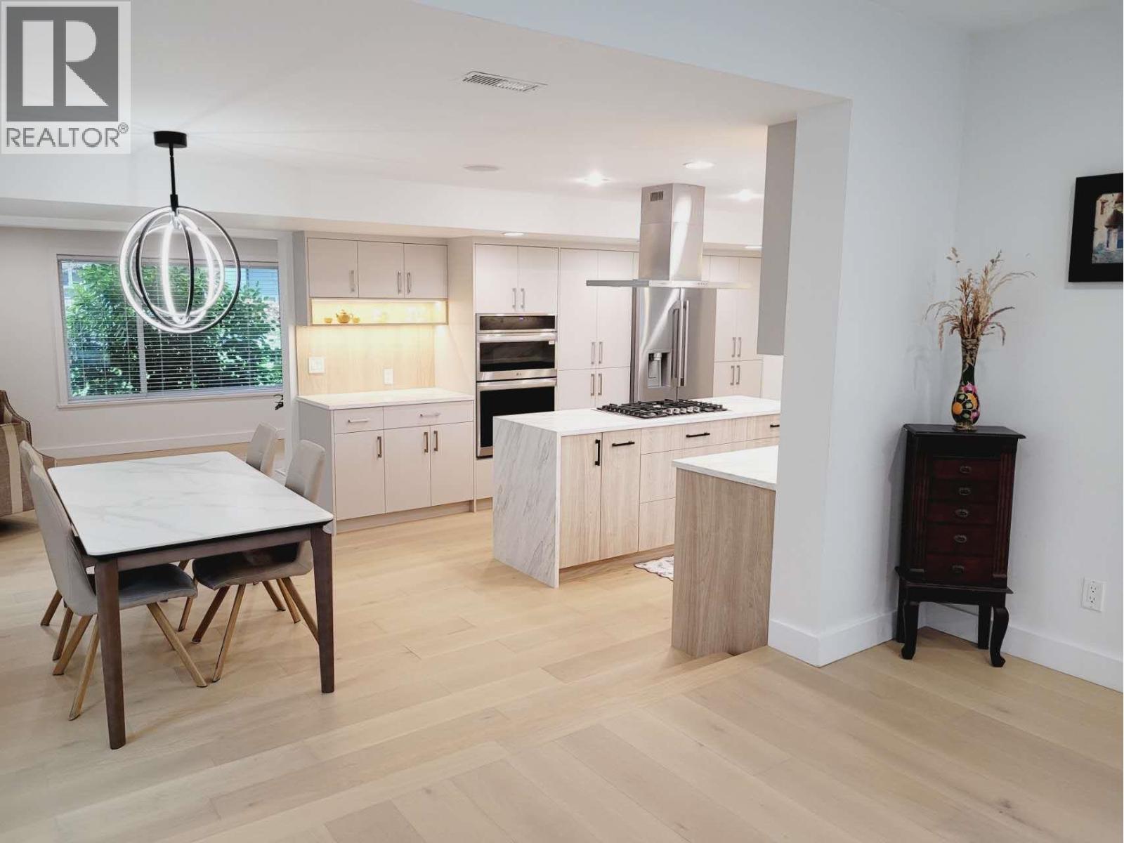 971 51a Street, Delta, British Columbia  V4M 2X9 - Photo 9 - R3091347