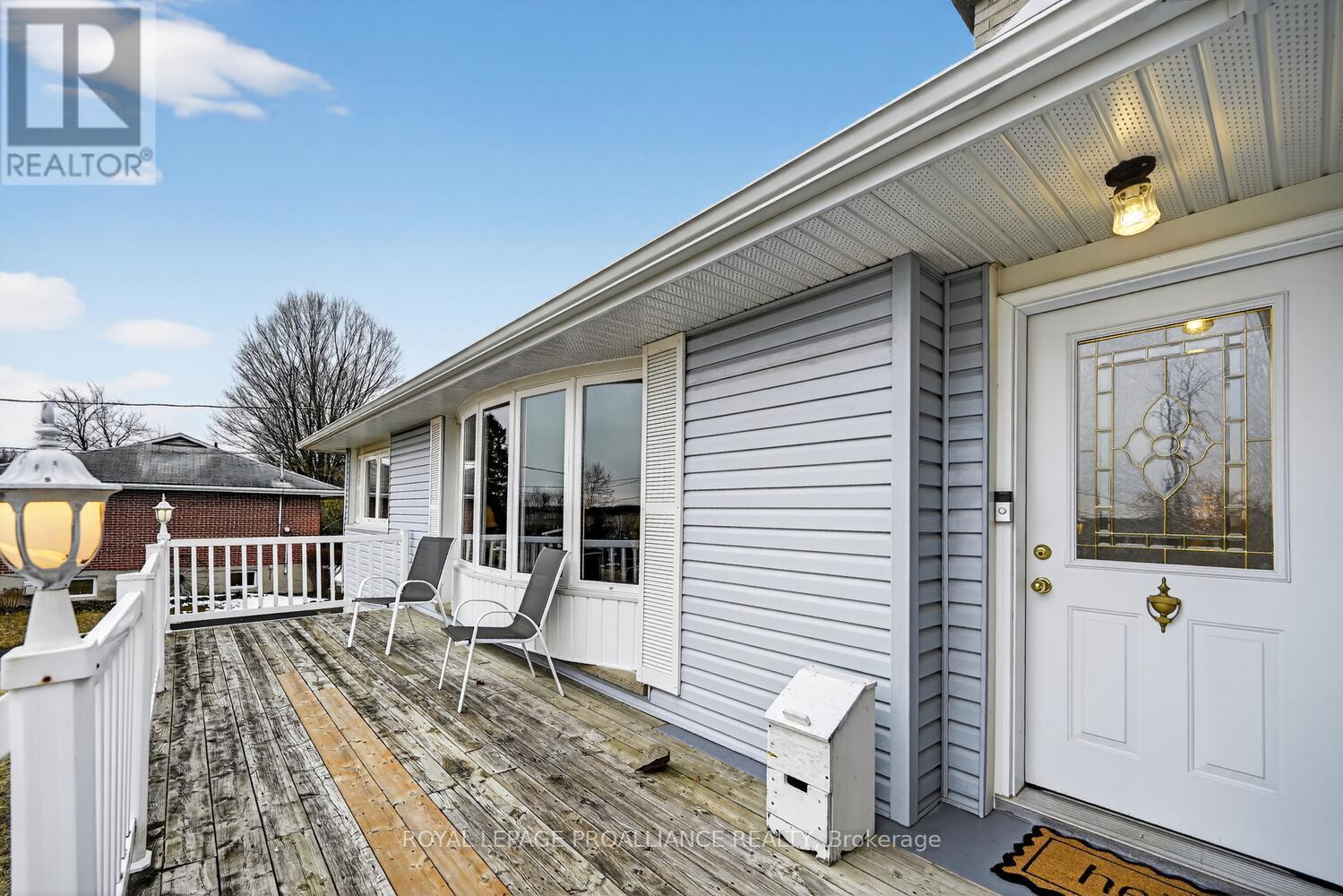 34 Sarah Street, Augusta, Ontario  K0E 1P0 - Photo 5 - X12933592