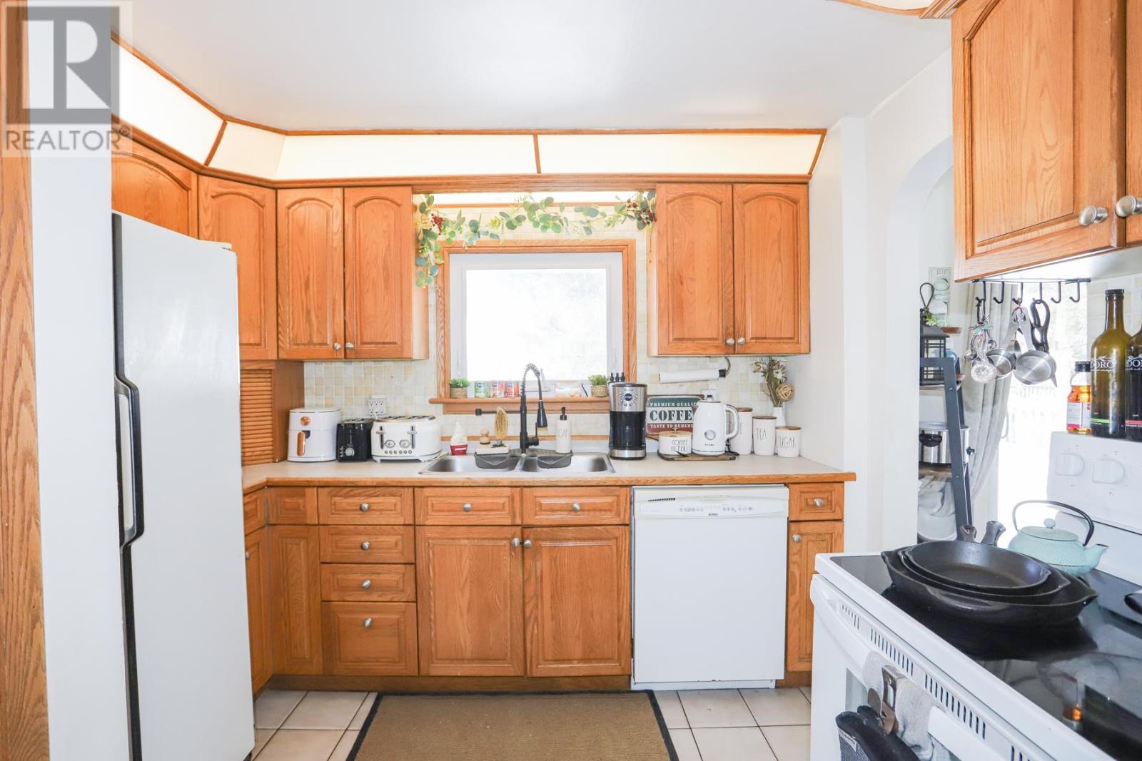 38 Riverview Ave, Sault Ste. Marie, Ontario  P6A 3X9 - Photo 16 - SM260532