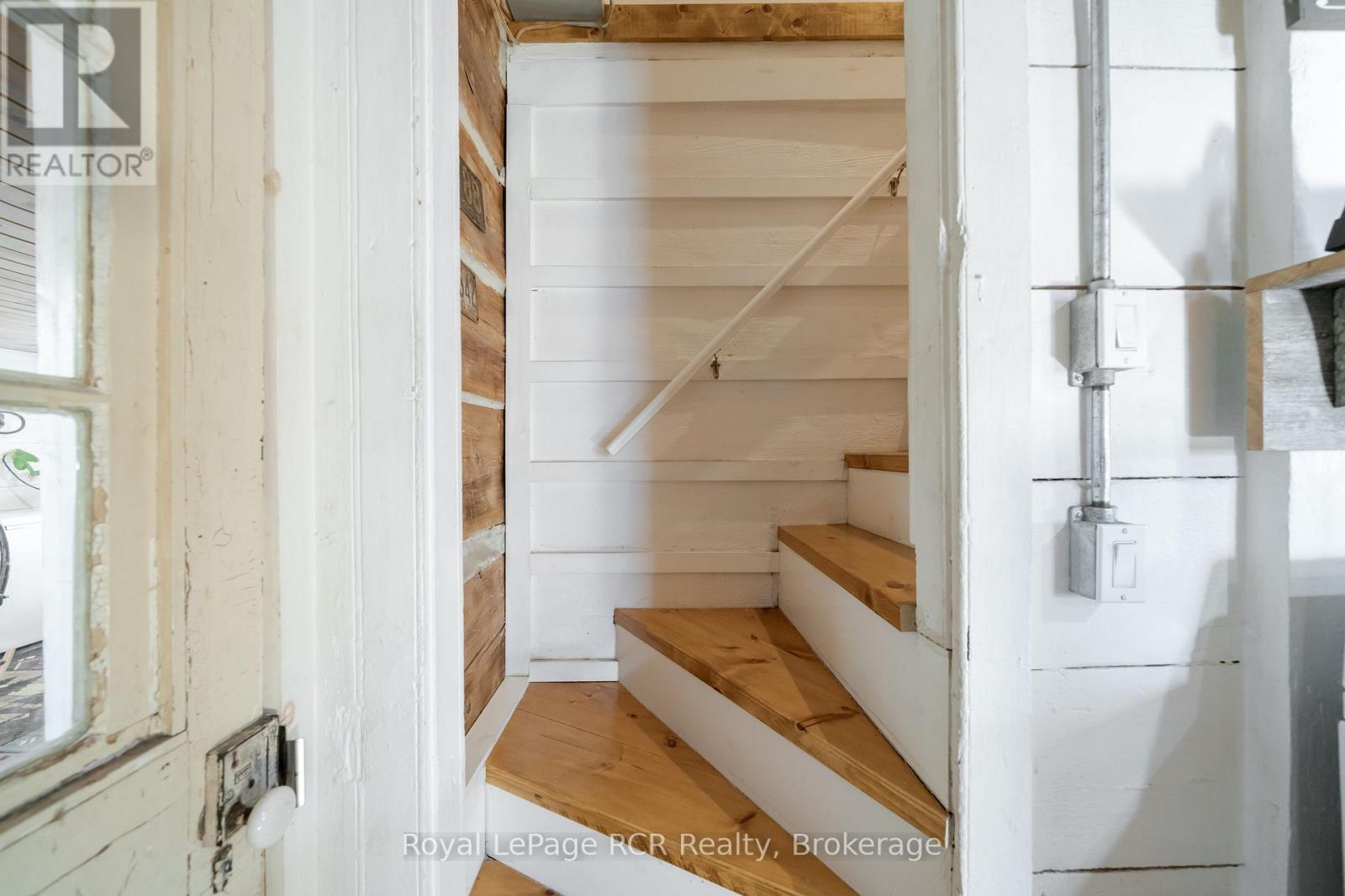 135458 8 Concession, Chatsworth, Ontario  N0H 1K0 - Photo 21 - X12933594