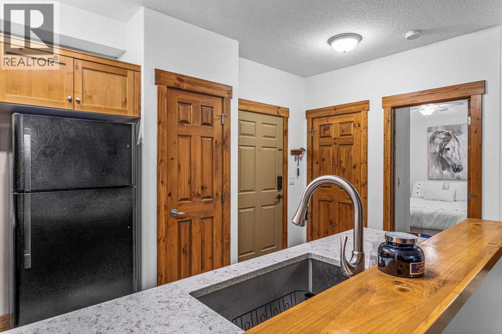 107, 155 Crossbow Place, Canmore, Alberta  T1W 3H6 - Photo 8 - A2291927
