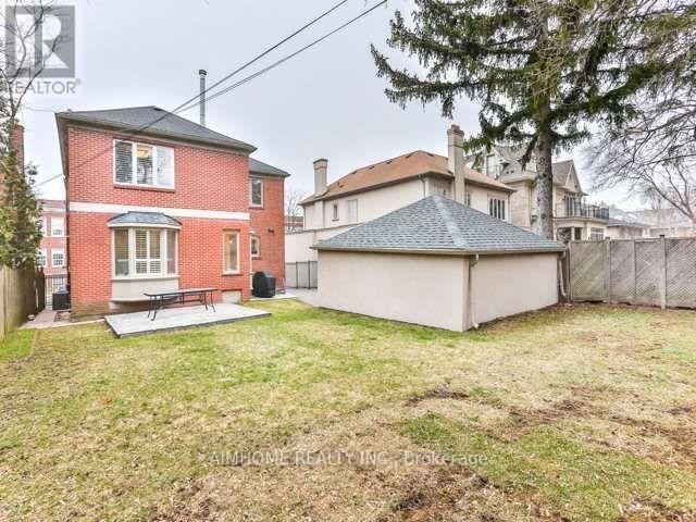 89 Dunloe Road, Toronto, Ontario  M5P 2T7 - Photo 14 - C12933588