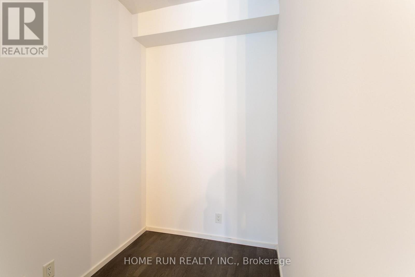 9 - 5 St. Joseph Street, Toronto, Ontario  M4Y 0B6 - Photo 10 - C12933572