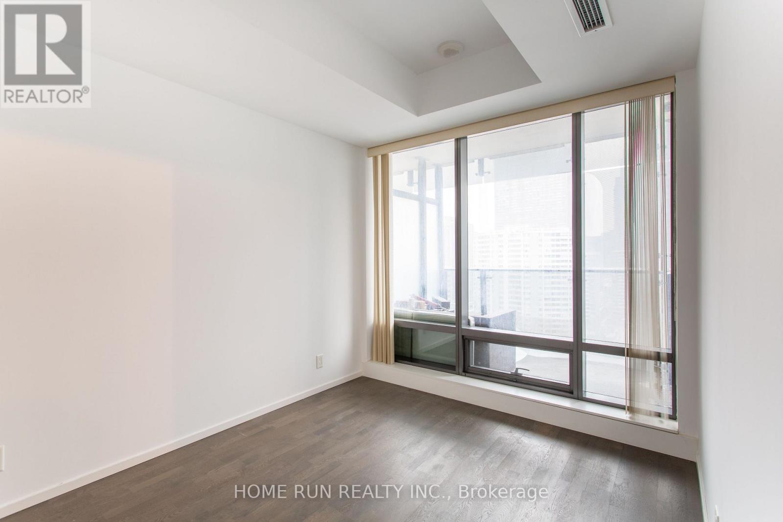 9 - 5 St. Joseph Street, Toronto, Ontario  M4Y 0B6 - Photo 11 - C12933572