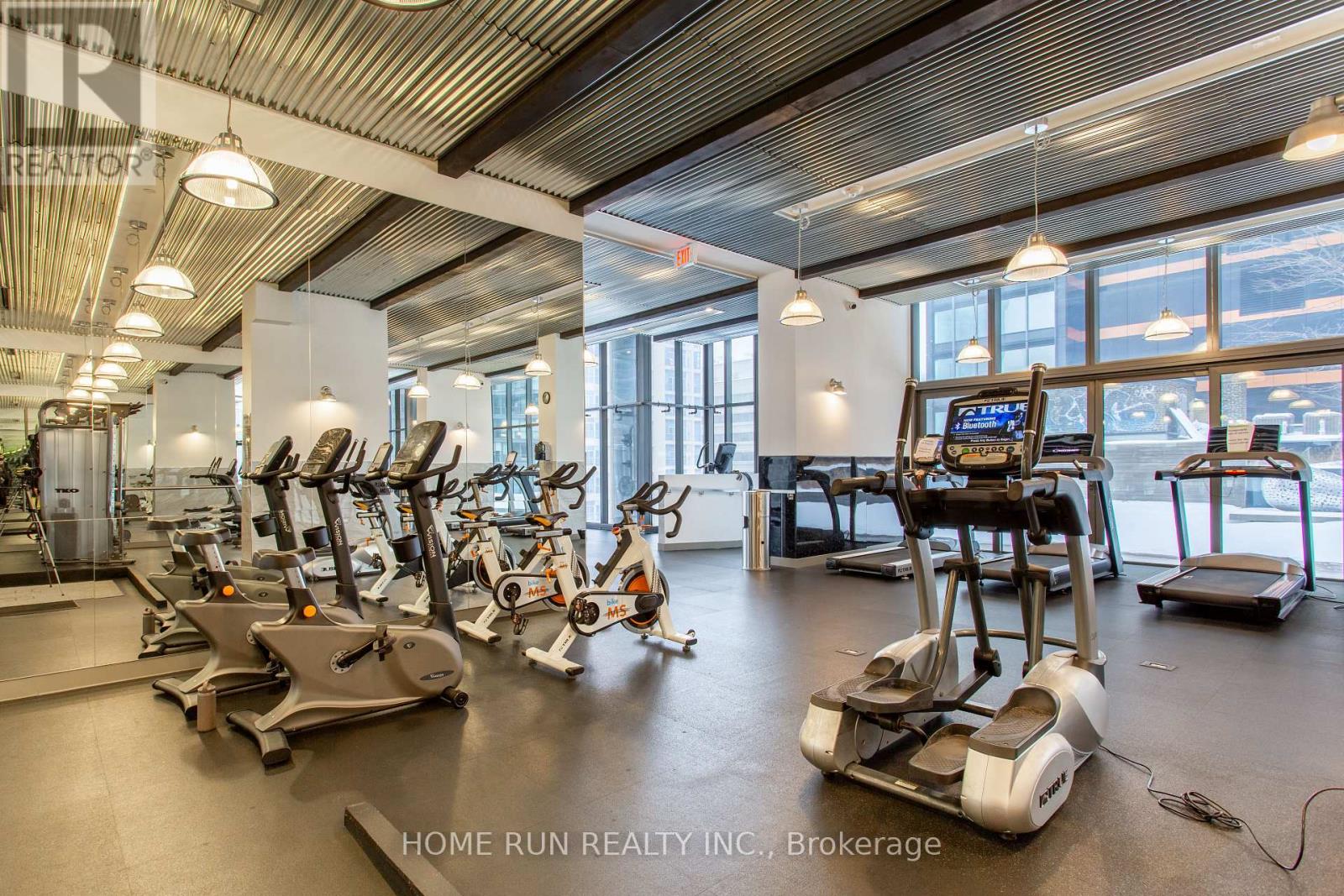 9 - 5 St. Joseph Street, Toronto, Ontario  M4Y 0B6 - Photo 17 - C12933572