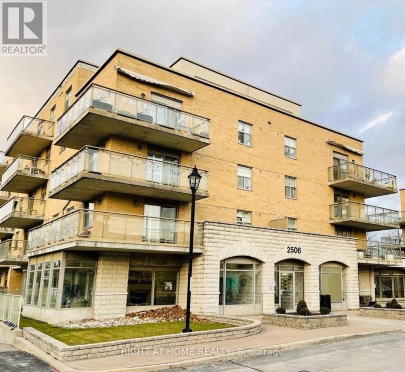 501 - 2506 Rutherford Road, Vaughan, Ontario  L4K 5N4 - Photo 41 - N12933570