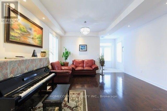 129 Shadow Falls Drive, Richmond Hill, Ontario  L4E 4K2 - Photo 2 - N12933578