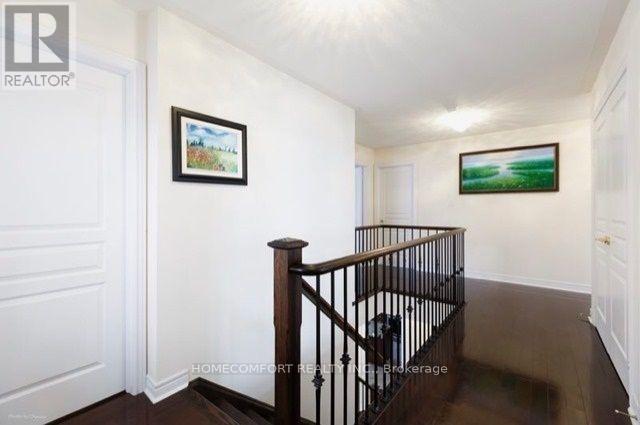 129 Shadow Falls Drive, Richmond Hill, Ontario  L4E 4K2 - Photo 7 - N12933578