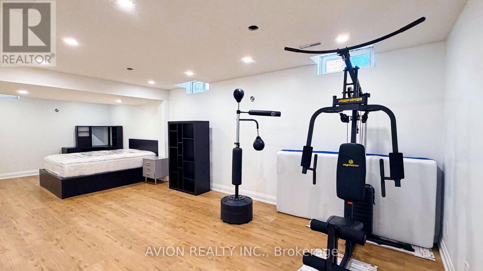 LOWER - 2 BUTE COURT, Vaughan, Ontario