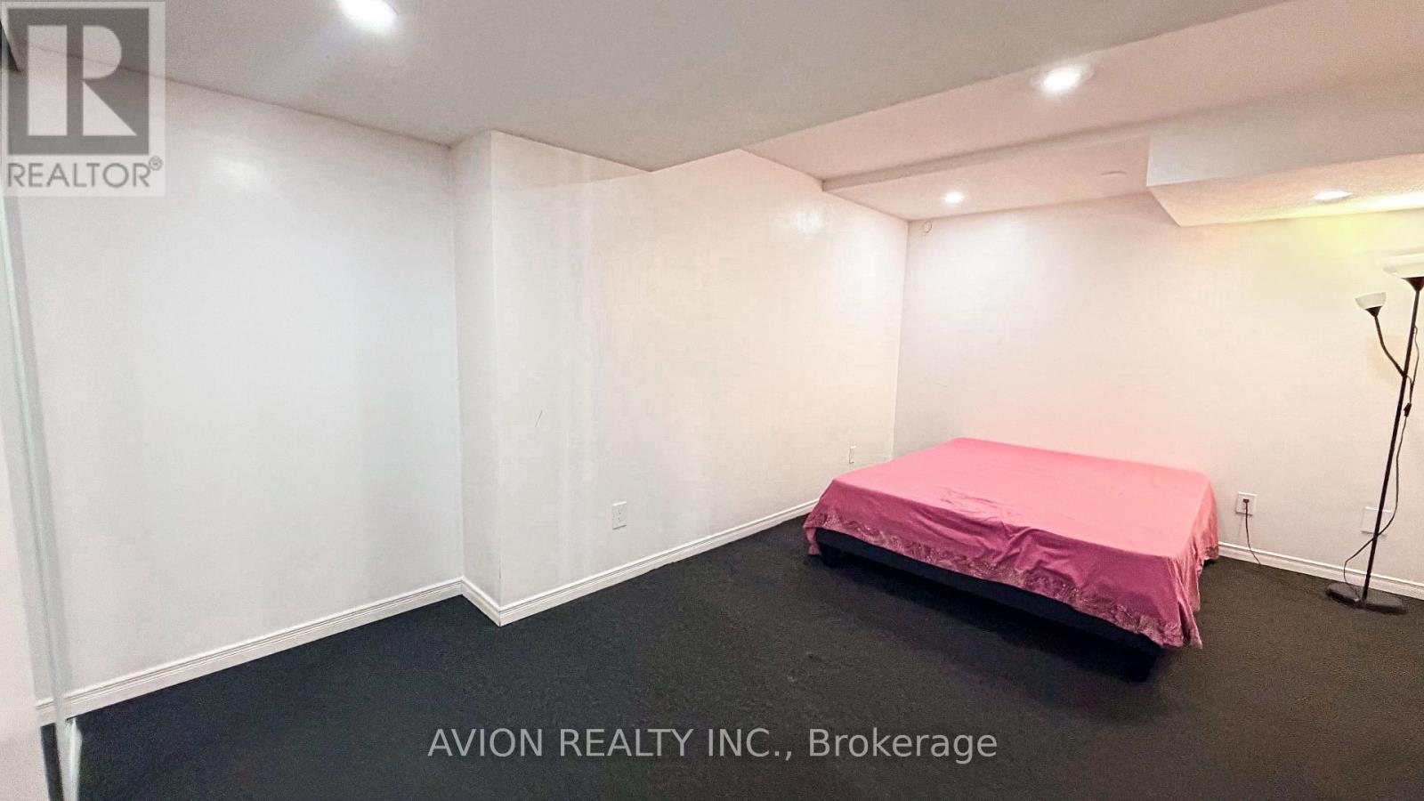 Lower - 2 Bute Court, Vaughan, Ontario  L6A 1P3 - Photo 12 - N12933586