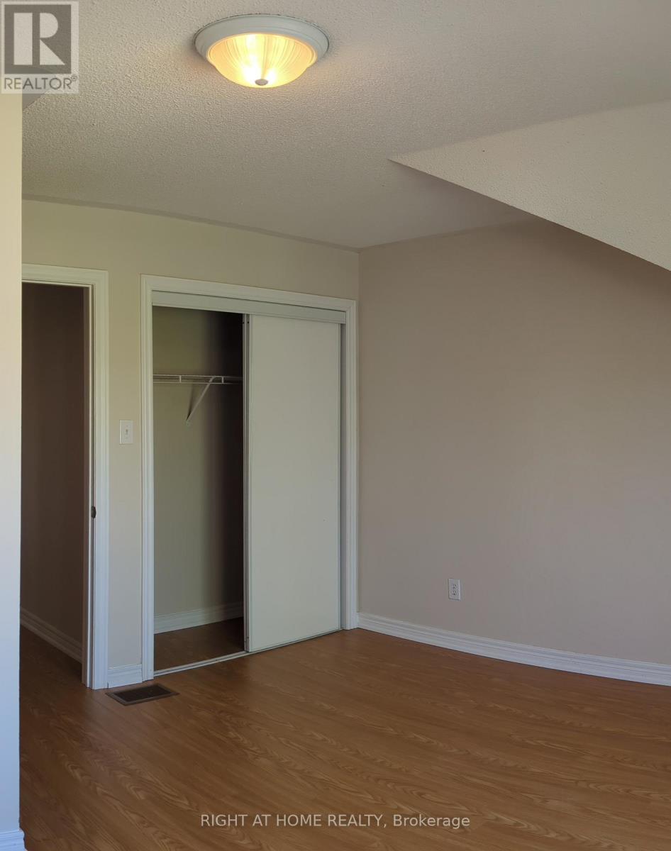 3102 Cabano Crescent, Mississauga, Ontario  L5M 0C4 - Photo 12 - W12933576