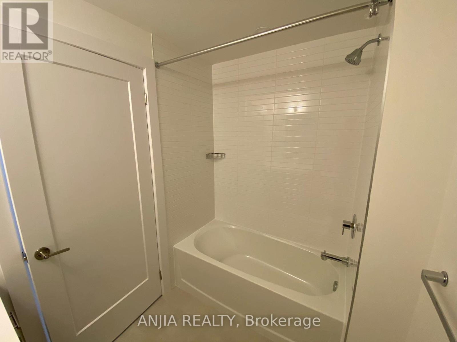 1217 - 3220 William Coltson Avenue, Oakville, Ontario  L6H 7X9 - Photo 7 - W12933590