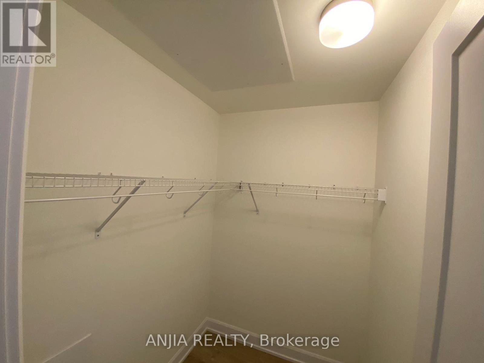 1217 - 3220 William Coltson Avenue, Oakville, Ontario  L6H 7X9 - Photo 9 - W12933590