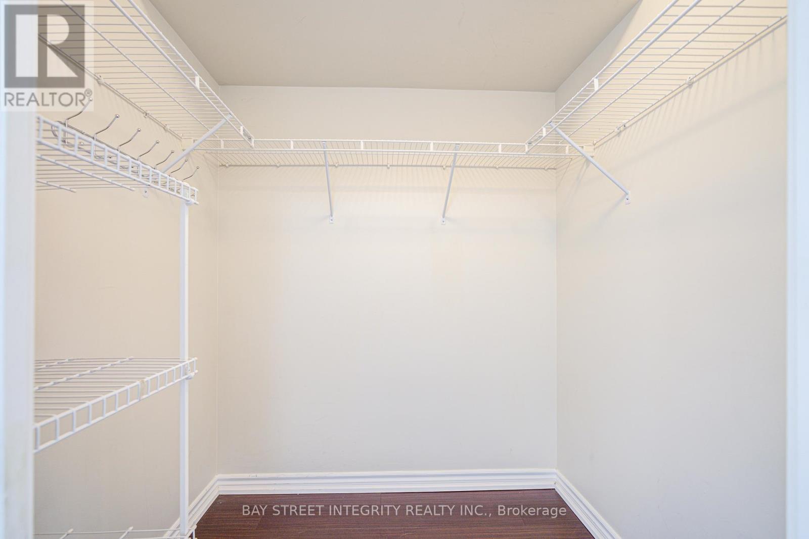 820 - 25 Kingsbridge Garden Circle, Mississauga, Ontario  L5R 4B1 - Photo 30 - W12933596