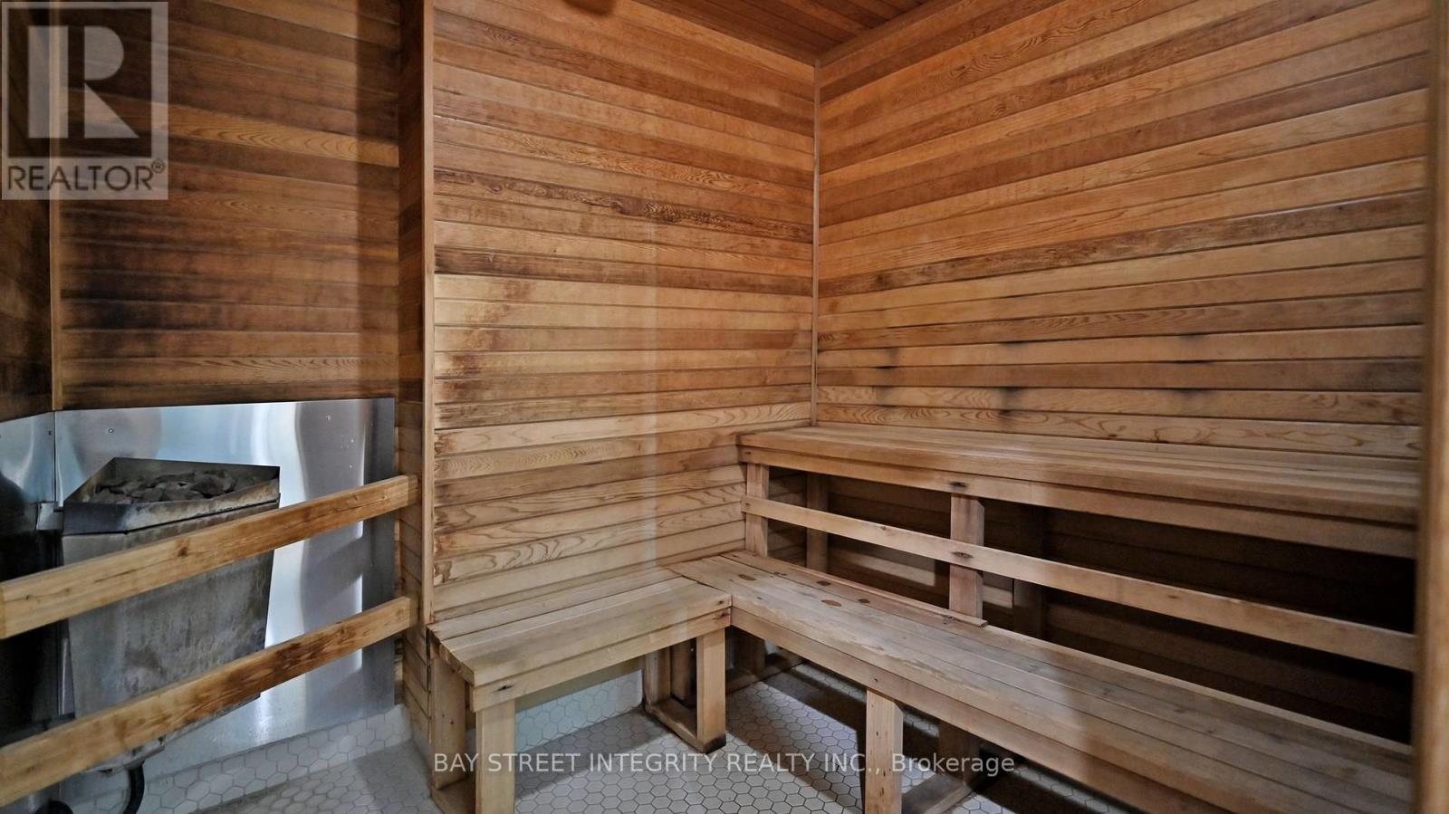 820 - 25 Kingsbridge Garden Circle, Mississauga, Ontario  L5R 4B1 - Photo 44 - W12933596