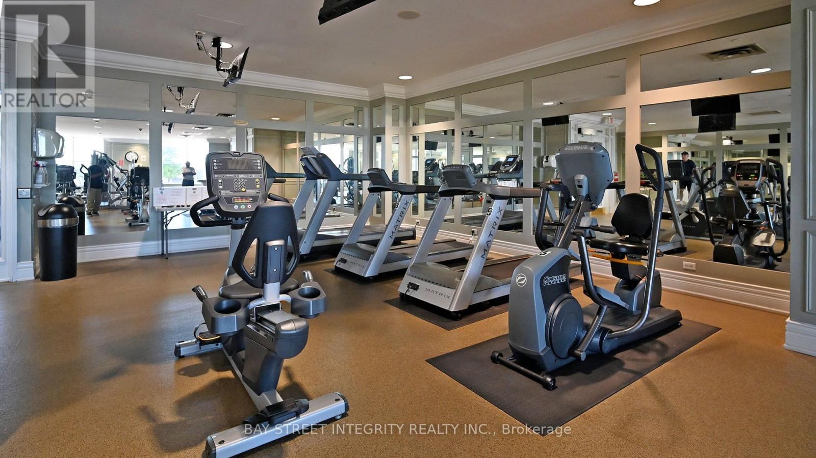 820 - 25 Kingsbridge Garden Circle, Mississauga, Ontario  L5R 4B1 - Photo 46 - W12933596