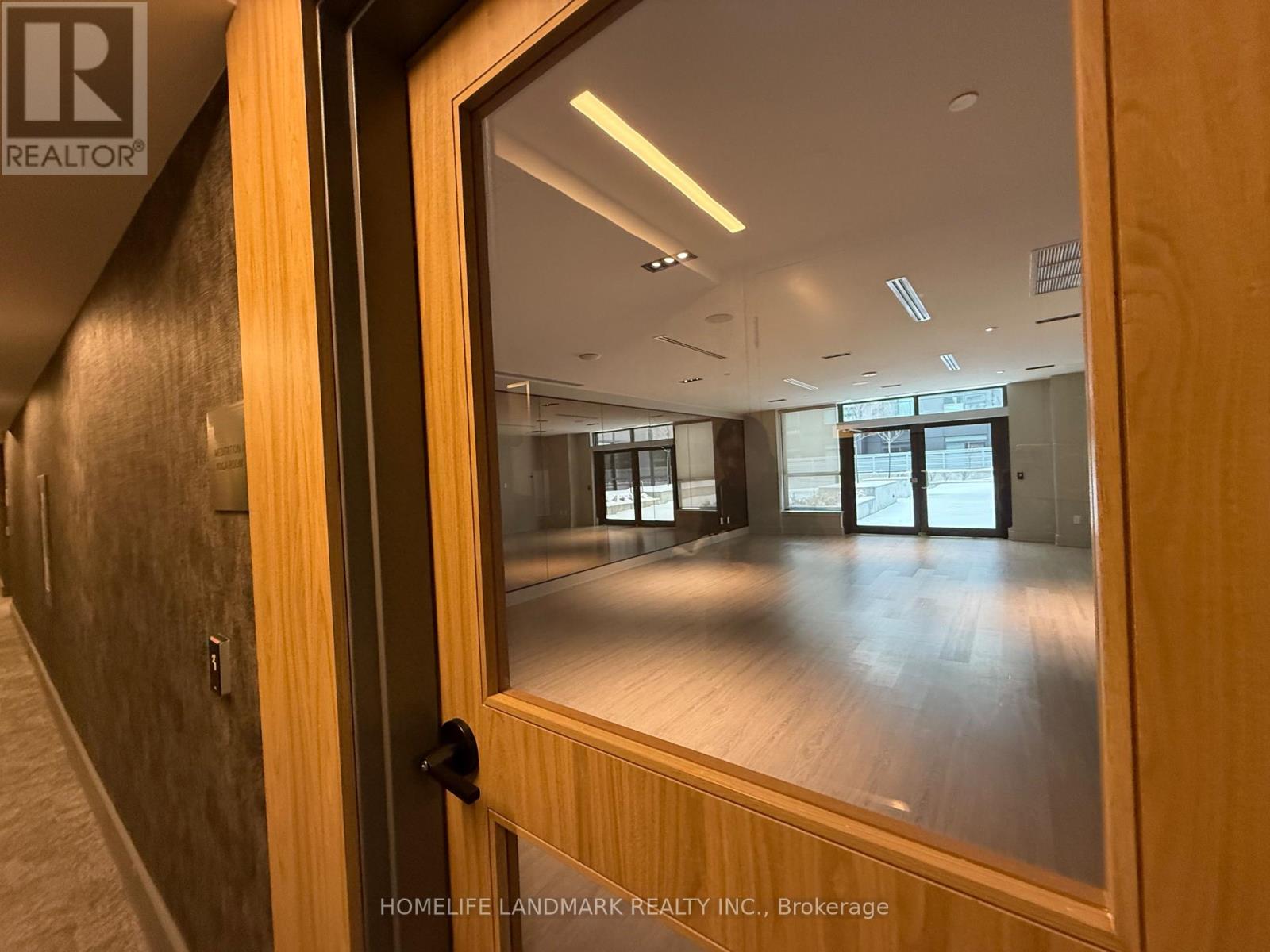 2210 Rm - 4130 Parkside Village Drive, Mississauga, Ontario  L5B 3M8 - Photo 3 - W12922056