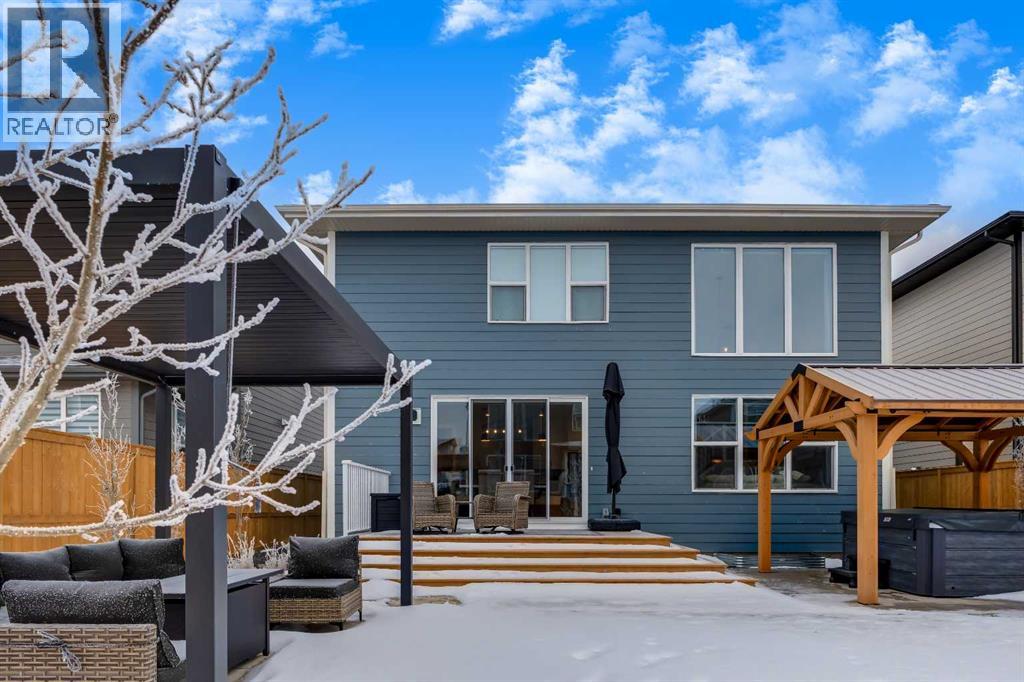 18 South Shore Bay, Chestermere, Alberta  T1X 2R9 - Photo 2 - A2276727