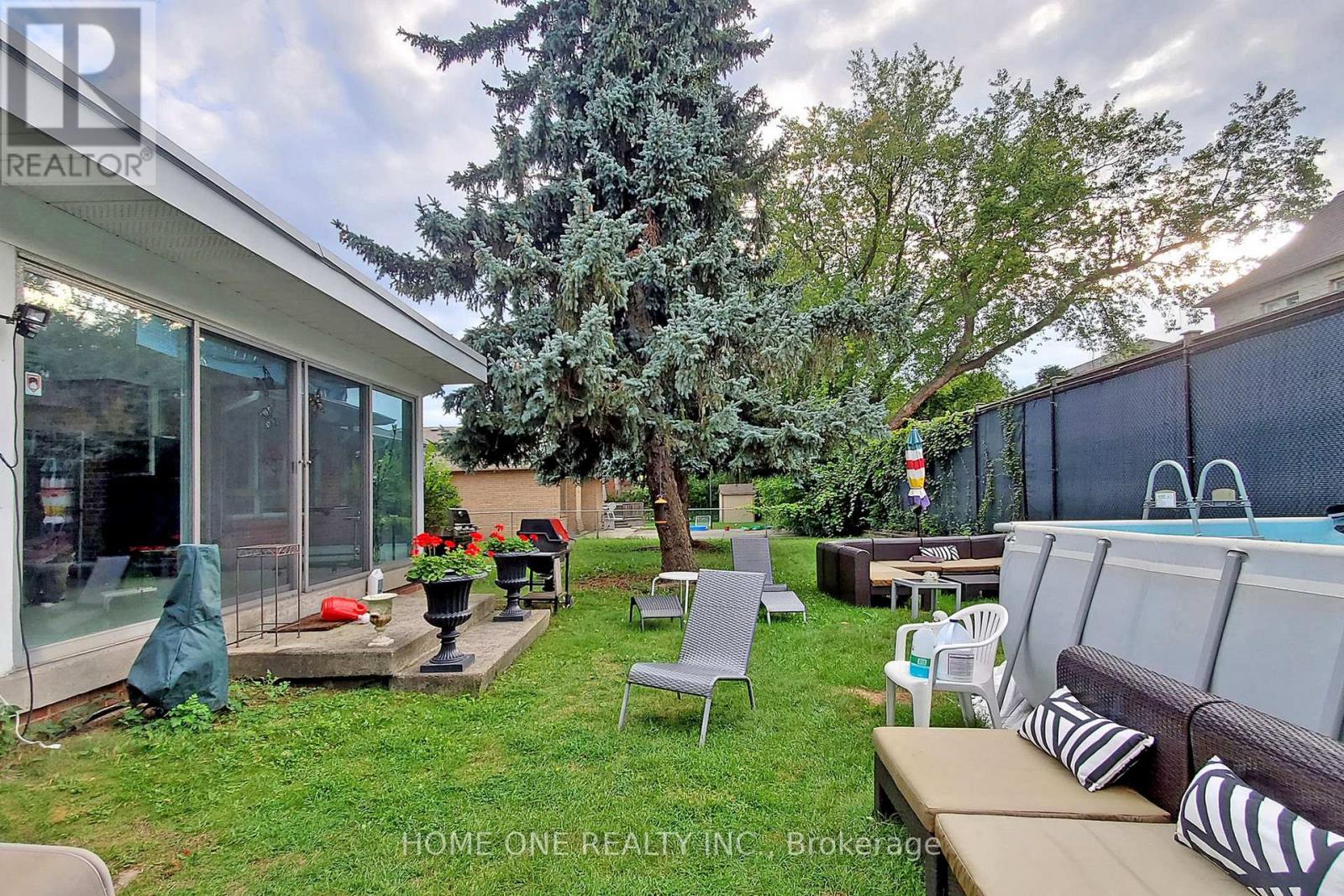 26 Harrison Road, Toronto, Ontario  M2L 1V4 - Photo 38 - C12884300