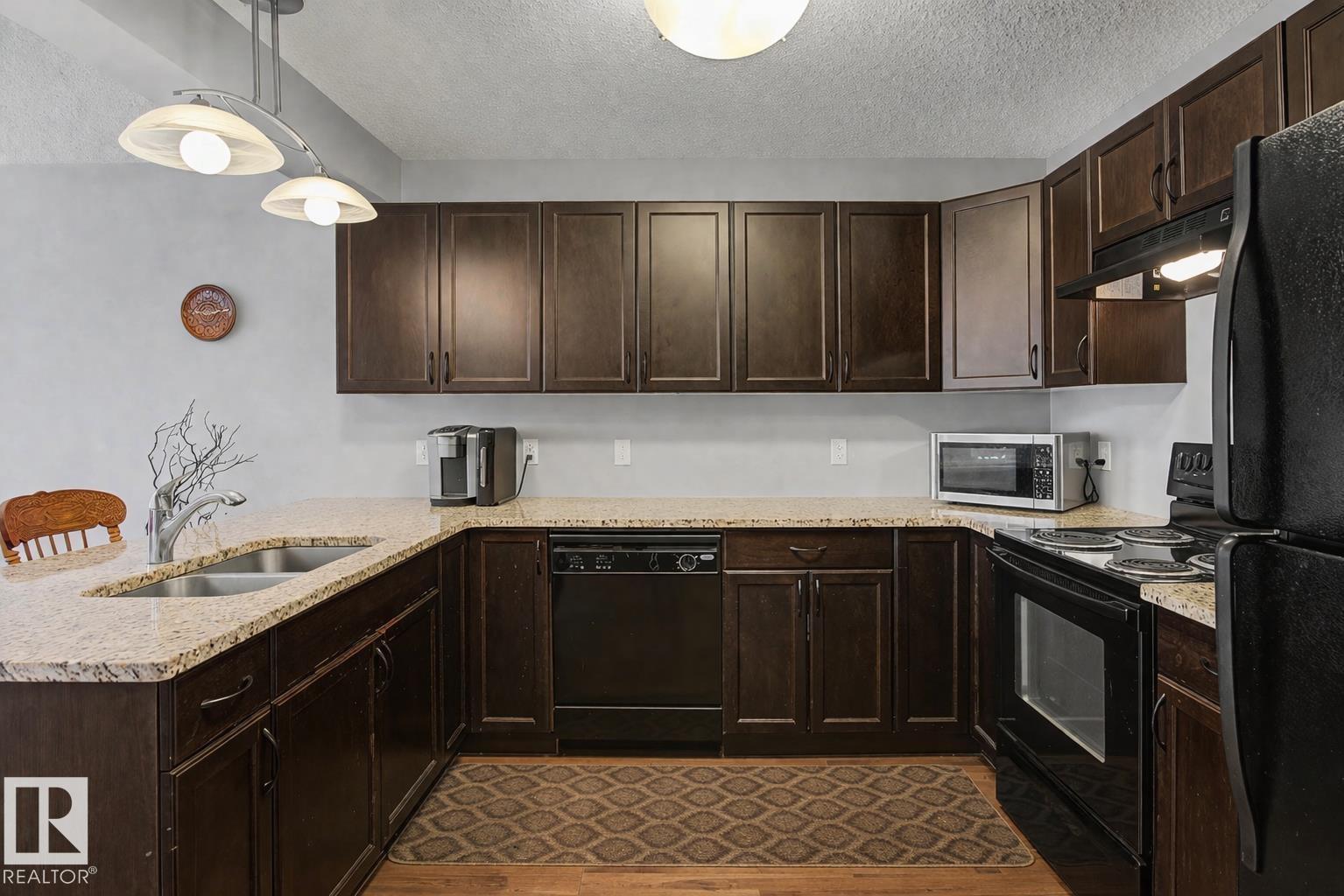 #23 2005 70 ST SW, edmonton, Alberta