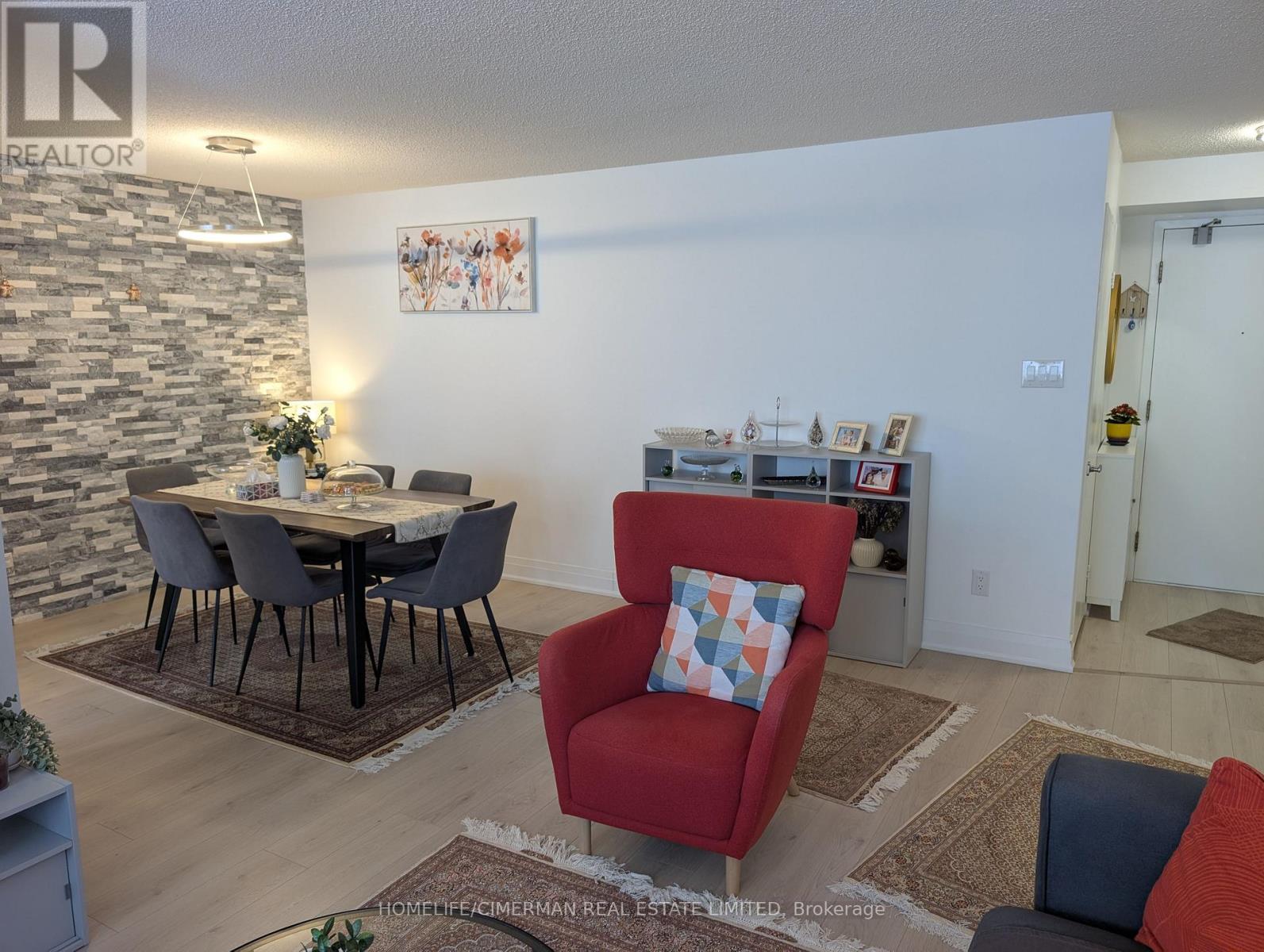 904 - 1101 Steeles Avenue W, Toronto, Ontario  M2R 3W5 - Photo 5 - C12933604