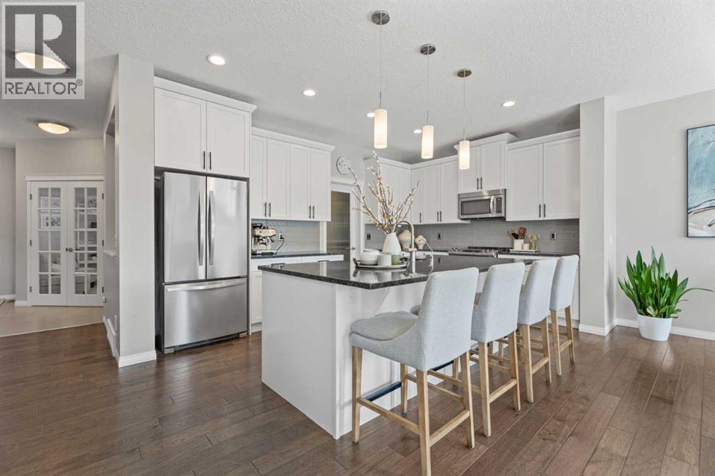 11 Mount Rae Heights, Okotoks, Alberta  T1S 0M6 - Photo 11 - A2293971