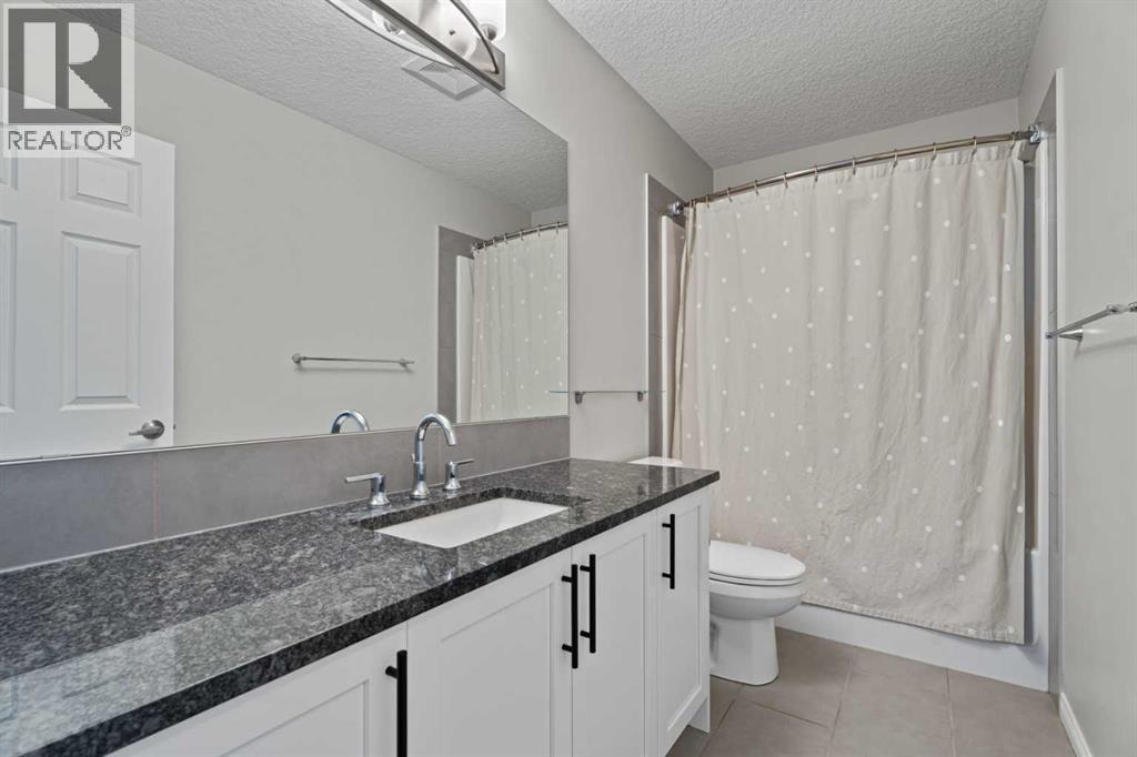 11 Mount Rae Heights, Okotoks, Alberta  T1S 0M6 - Photo 33 - A2293971