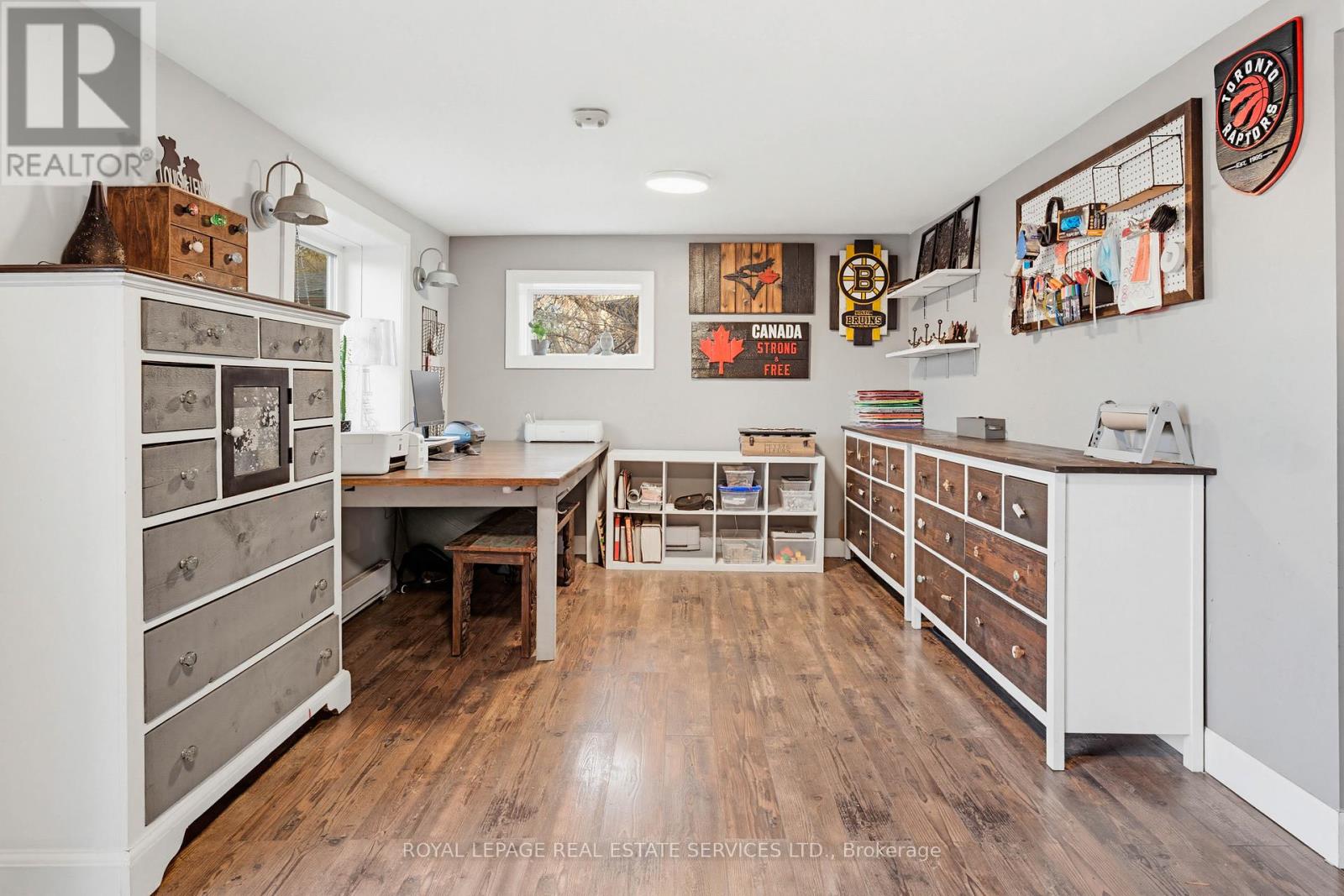 18 Cherry Street, Halton Hills, Ontario  L7G 3J8 - Photo 37 - W12933612